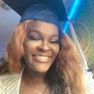 Meet your Posher, Keesha